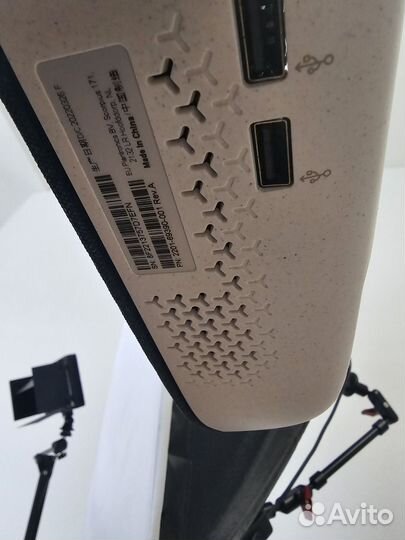 Видеобар Polycom Poly Studio R30