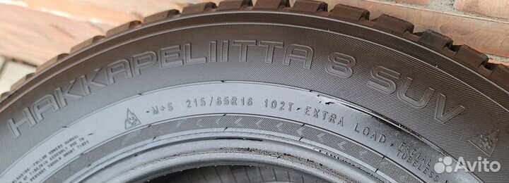 Nokian Tyres Hakkapeliitta 8 SUV 215/65 R16
