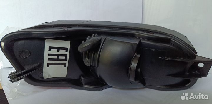 Фонарь правый в задний бампер lexus RX330 / 350