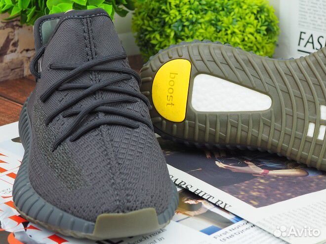 Кроссовки для мужчин Adidas Yeezy boost 350