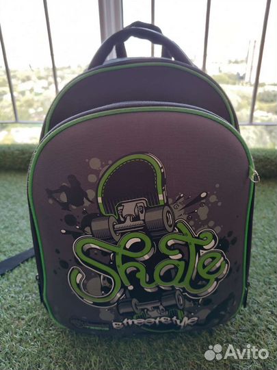 Школьный рюкзак Hummingbird