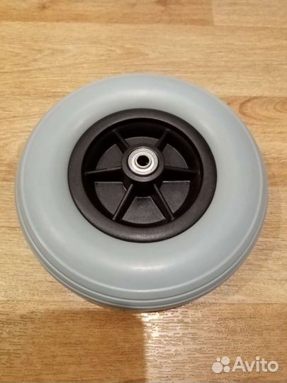 Колесо литое для инвалидной коляски