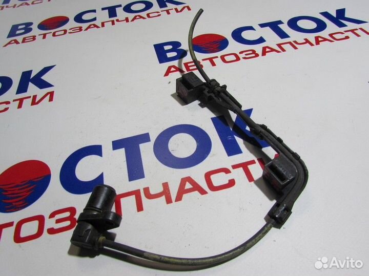 Датчик abs Зад Право toyota corolla AE100, AE100G