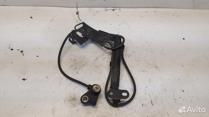 Датчик ABS mazda Premacy CP W 99-05 передний правы