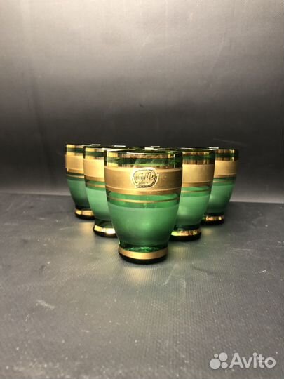 Зеленые рюмки Богемия 6шт