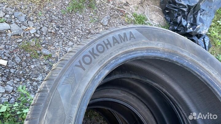Yokohama Advan A83 (A83A) 265/50 R20 177V