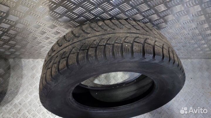 Gislaved Nord Frost 5 215/65 R16 102T