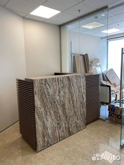 Ресепшн в наличии