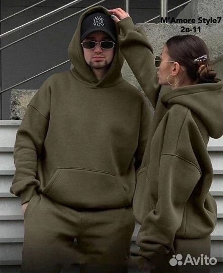 Парные спортивные костюмы