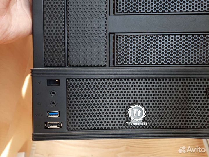 Корпус Thermaltake Armour A30i без блока питания