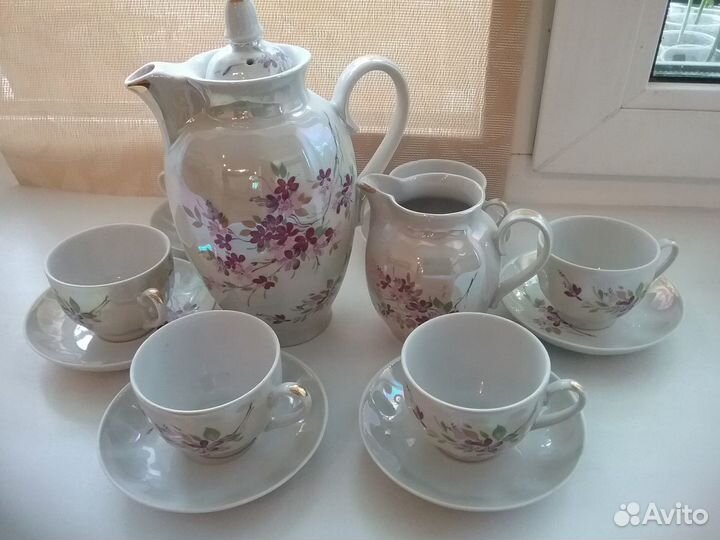 Продаю Сервиз кофейный