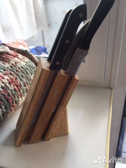 Подставка с ножами