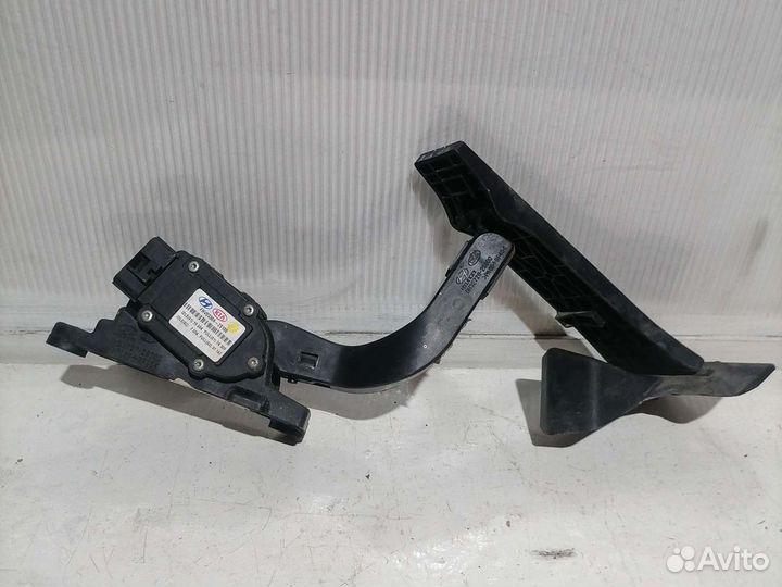 Педаль газа Hyundai ix35