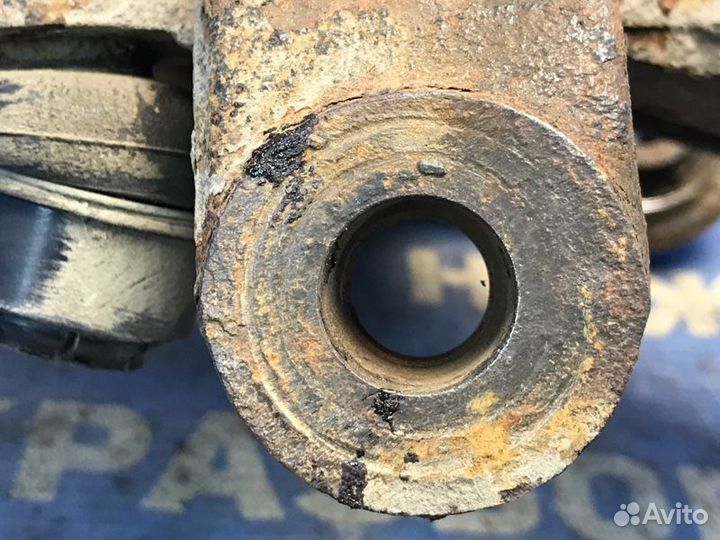 Кулак поворотный задний левый Kia Sorento XM 2.4