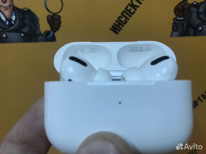 Apple AirPods