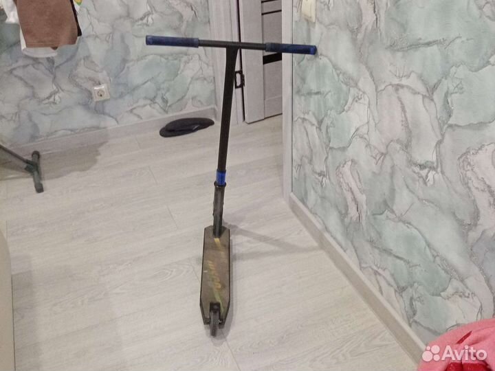 Трюковой самокат