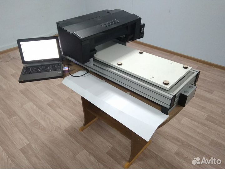 Планшетный принтер