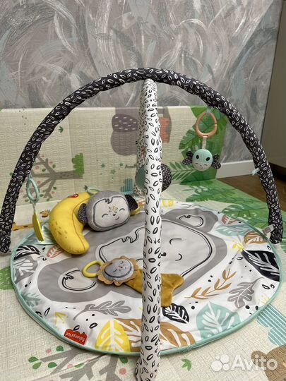 Развивающий коврик fisher price Обезьянка