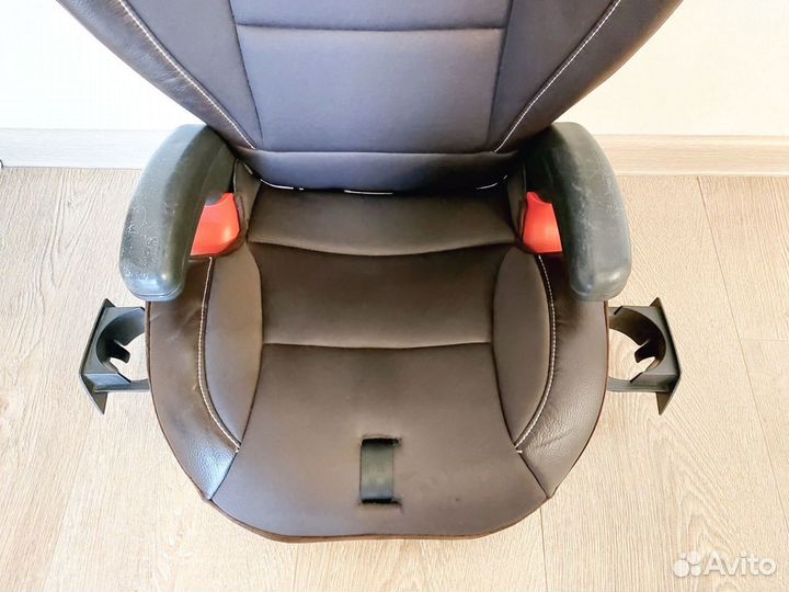 Детское автокресло Peg Perego (от 15 до 36 кг)