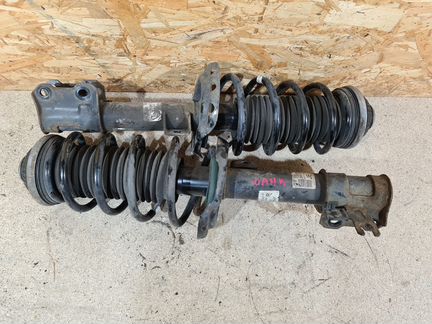 Передние стойки в сборе Opel Astra H