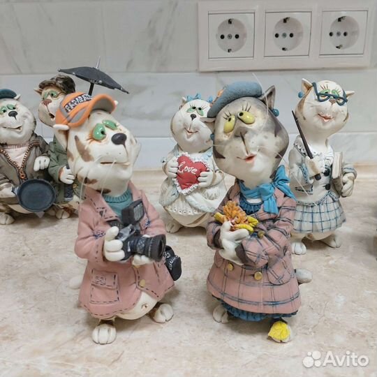 Коллекционные керамические статуэтки ручной работы