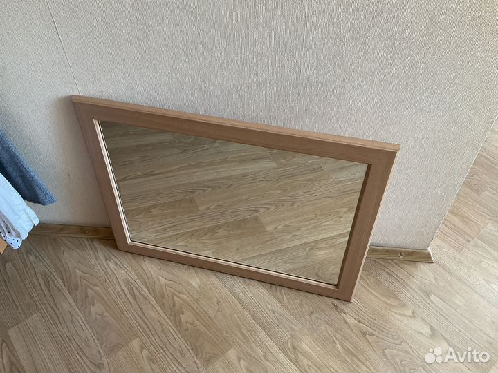 Зеркало настенное в прихожую