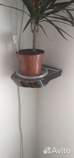 Полочка настенная деревянная