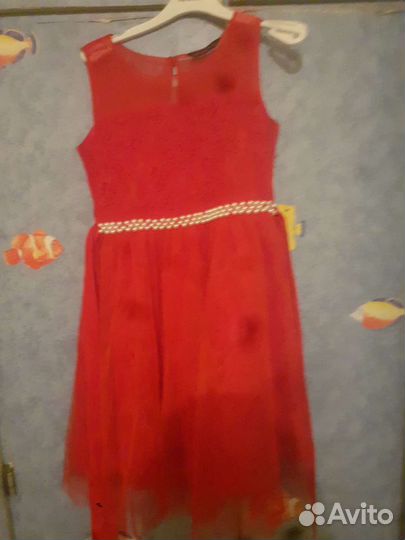 Платье праздничное