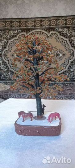 Дерево из бисера 