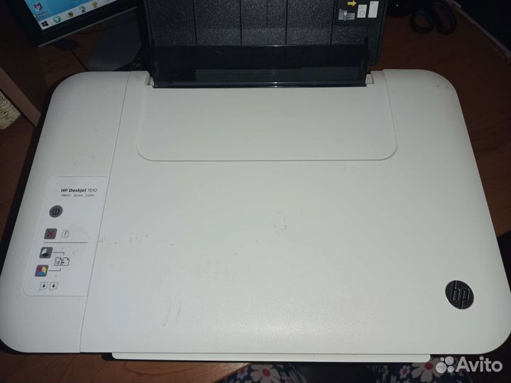 Цветной принтер сканер копир 3 в 1 HP deskjet 1510