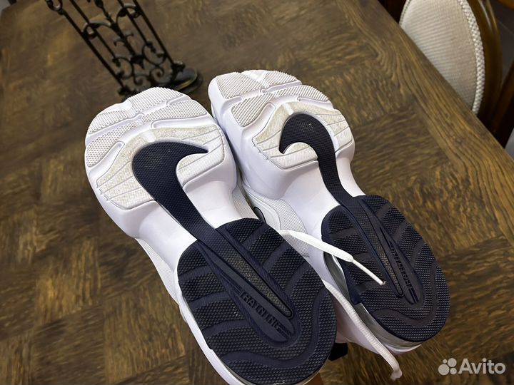 Кроссовки nike