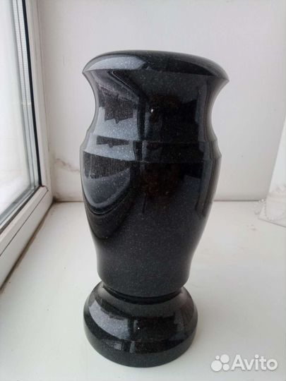 Ваза гранит