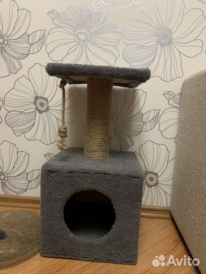 Домик для кошки с когтеточкой