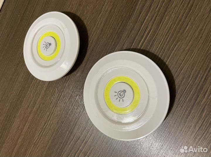 Светодиодный светильник на батарейках