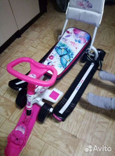 Детский снегокат с колесами