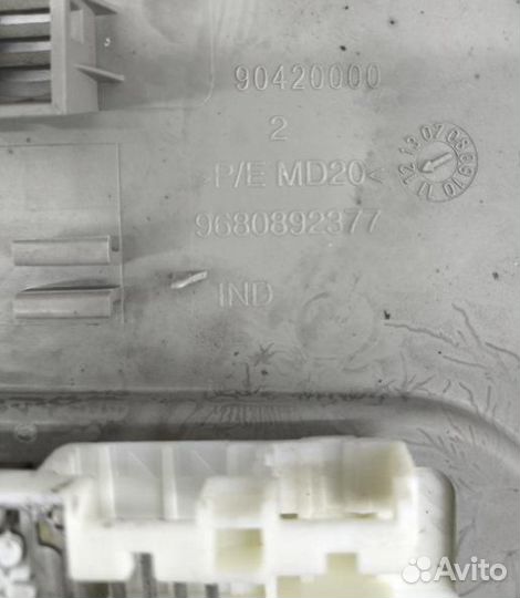 Плафон подсветки салона Citroen Berlingo фургон