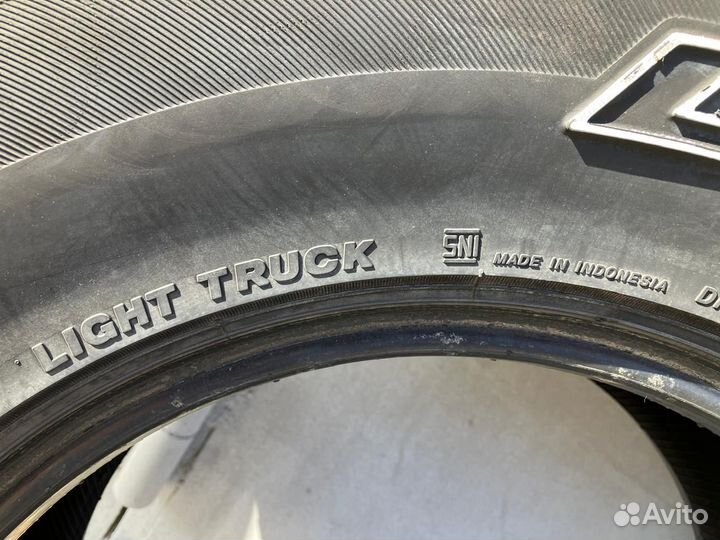 Bridgestone Dueler A/T 285/75 R16