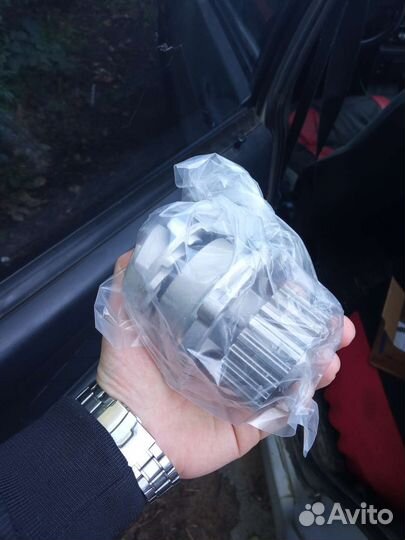 Помпа на ваз 2114