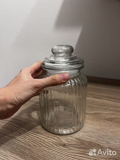 Банка стеклянная