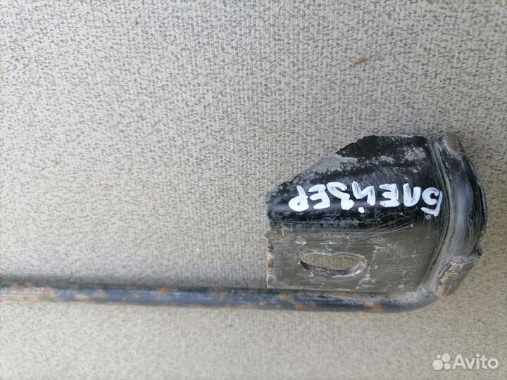 Торсион двери багажника Chevrolet Blazer 1995-2005