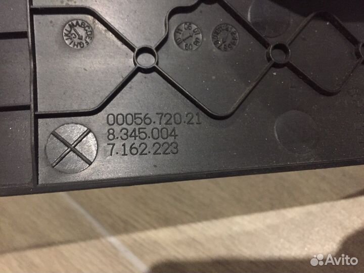 Накладка сидения левая BMW X5 E70 2006-13