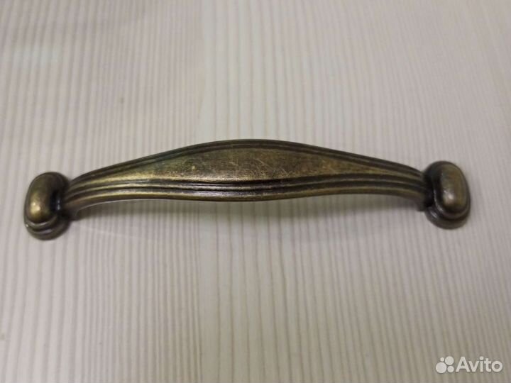 Мебельные ручки