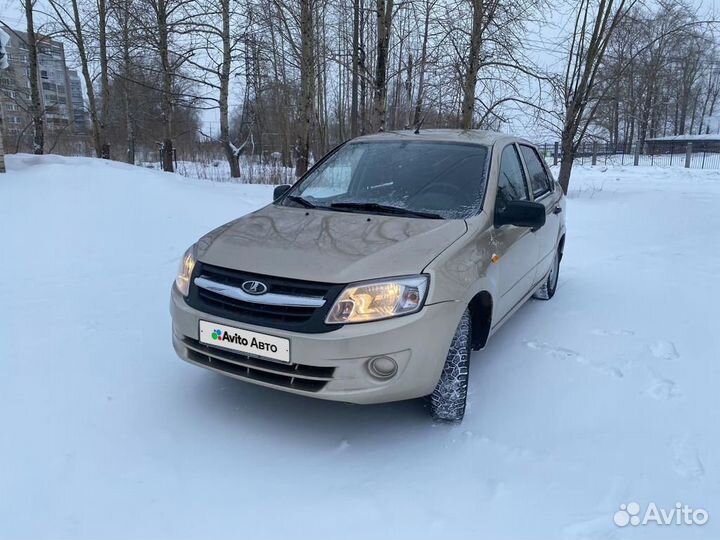 LADA Granta 1.6 МТ, 2013, 130 000 км