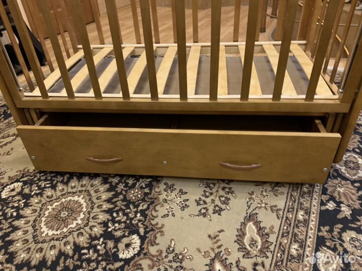 Кроватка новая Можга:маятник, матрас, пост.бельё