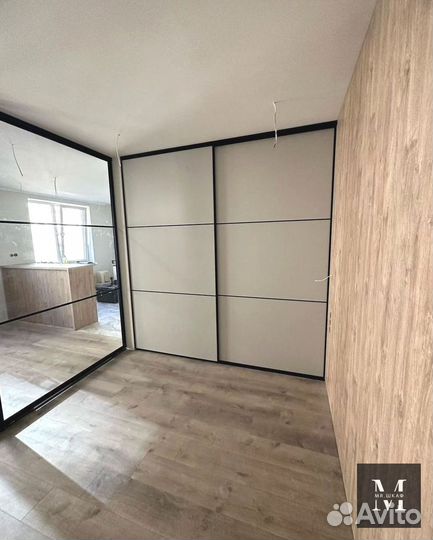 Шкаф встраиваемый