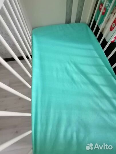 Детская кроватка маятник