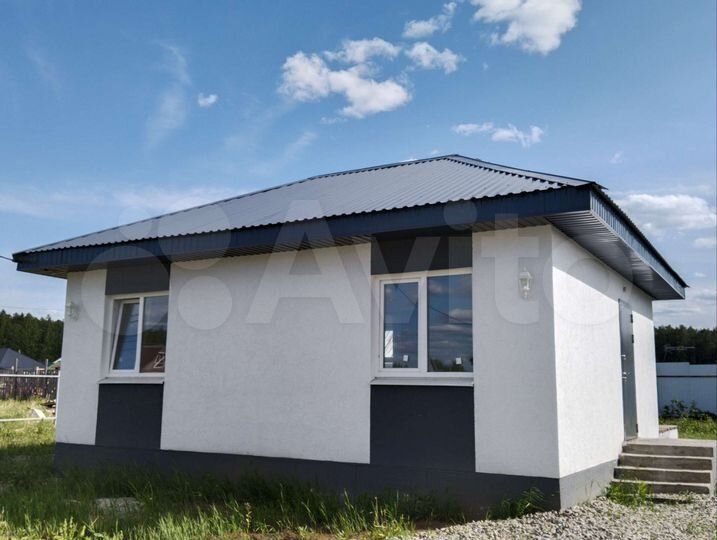 Коттедж 90 м² на участке 7 сот.