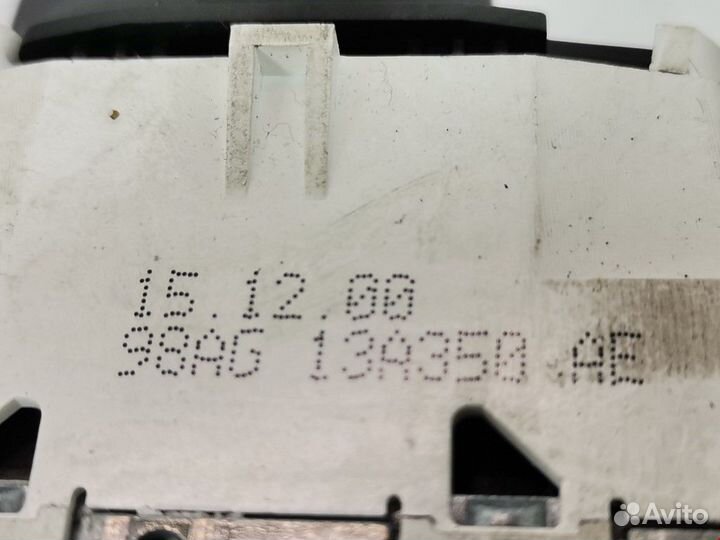 Кнопка аварийной сигнализации Ford Focus 2001