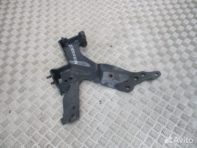 Кронштейн усилителя бампера правый Scania 1802161