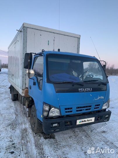 Isuzu NQR75, 2008